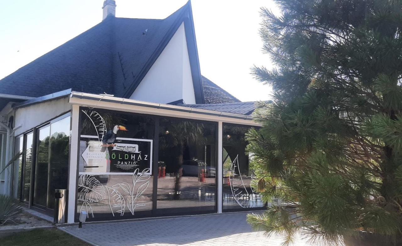 Bed and Breakfast Zoeldhaz Panzio Gyenesdiás Exteriér fotografie